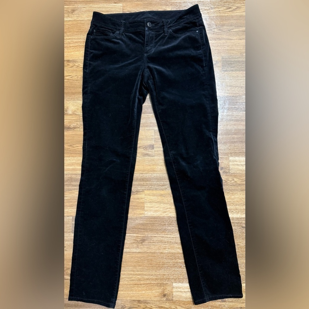 Ann Taylor black velvet modern fit jeans casual dressy  preppy size 4 EUC